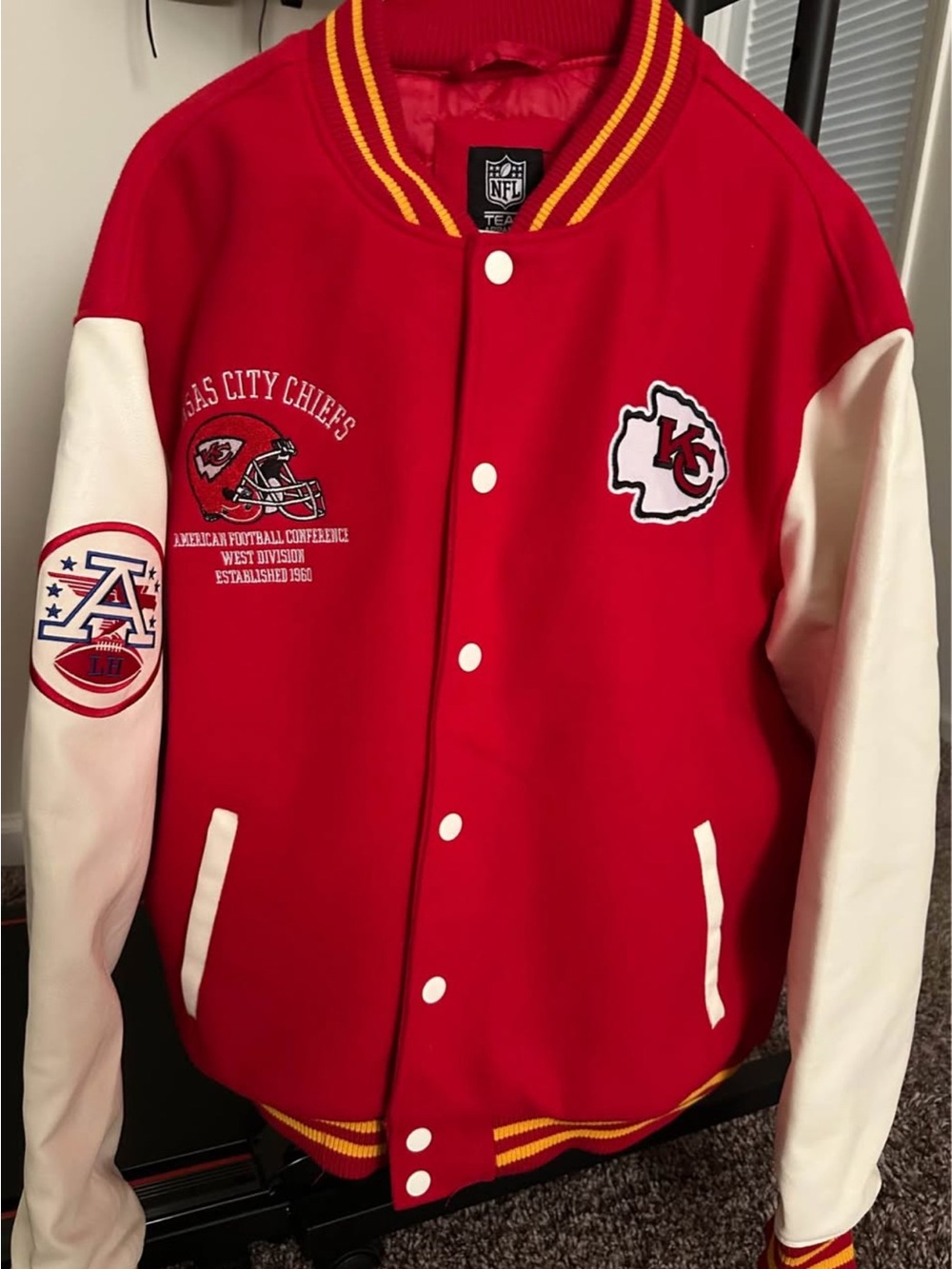 NFL Mens Red and White Kansas City Chiefs Varsity Jacket Worn Once